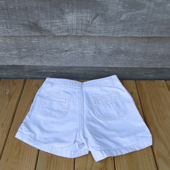 St. John's Bay Chino Shorts Off White Color 4 Pockets Size 6 - Picture 8 of 12